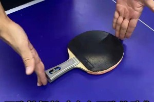 掌握乒乓球横握拍的发球技巧（高效发球必备的技巧与训练方法）