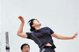 掌握排球滑步运动的关键要领（以技术熟练度为关键，提升排球滑步运动水平）