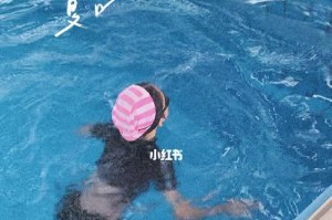 掌握游泳的踩水技巧——快速学会如何踩水（游泳踩水技巧的要点和训练方法）