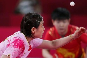乒乓球女银牌选手的奋斗之路（坚持、训练、拼搏，铸就辉煌）