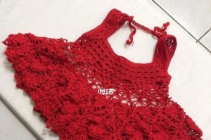 用游泳技巧钩针衣服简单又有趣（掌握游泳技巧，打造个性化钩针衣物）