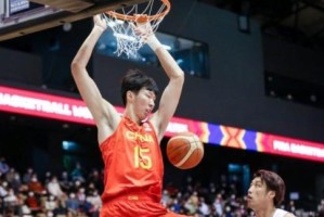掌握排球进球轮转动作的技巧（精准旋转，攻无不克）