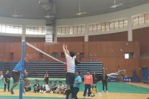 提高以气排球垫球传球扣球技巧的有效方法（以气排球垫球传球扣球技术训练的关键要领）