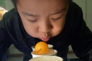 以吹乒乓球写作的要点和技巧（掌握乒乓球技巧，成为高效的写作能手）