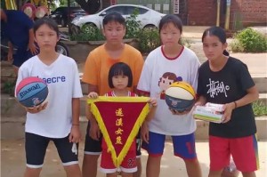 10岁小孩只会防守的篮球天才（小球员掌握防守技巧，成就未来篮球之星）