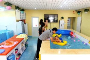 培养婴儿游泳技巧的方法与注意事项（婴儿游泳技巧培养的关键点和建议）