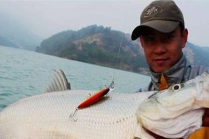 探寻仁化县新庄路亚钓鱼的乐趣（发现仁化县新庄路亚钓鱼点的无限魅力）